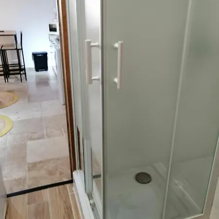 Joli T1 Apartment Fréjus